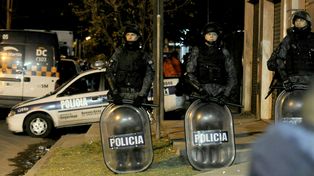 Separan a tres policías sospechados de ayudar a implicados en el asesinato