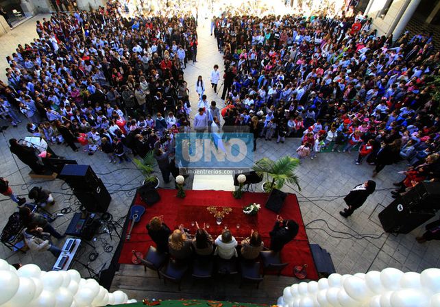 La Escuela Normal de Paraná ya festeja sus 145 años de historia