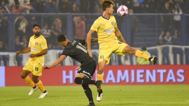 Central empató sin goles ante Vélez en un partido más peleado que jugado