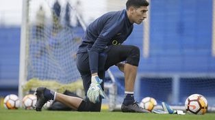El arco. El exarquero de Lanús llegó esta semana para pelearle el puesto a Rossi. Guillermo dio algunos indicios, pero aún no confirmó el equipo.&nbsp;
