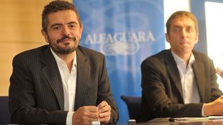 El argentino Leopoldo Brizuela gan&oacute; el premio Alfaguara de novela
