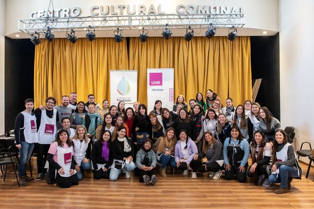 Educación con futuro:  docentes de escuelas primarias de Timbúes se capacitaron en tecnologías inmersivas