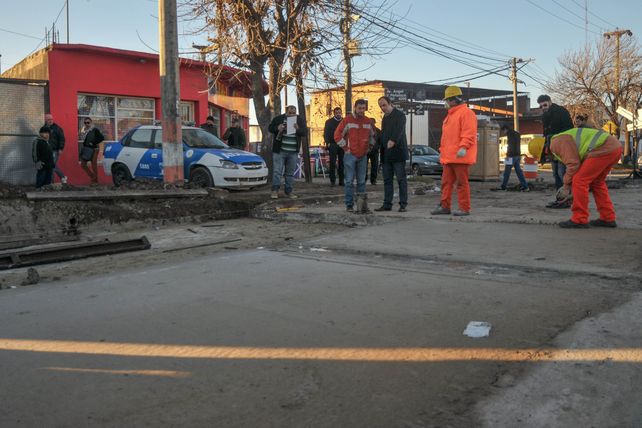Programa de Reconstrucción: avanzan las tareas de bacheode hormigón en avenida Peñaloza