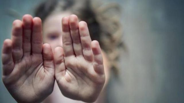 Un mito dice que el abuso sólo sucede en las familias pobres