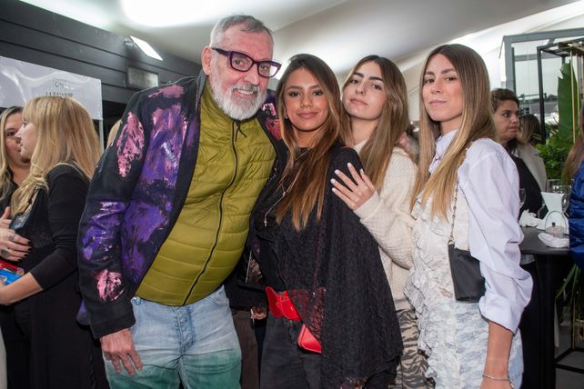 Benito Fernández, Mery Barrión, Amalia Bettina y Julieta Giraudo