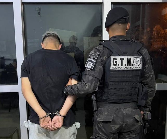 Un joven de 18 años fue detenido en un playón municipal con casi 100 dosis de cocaína