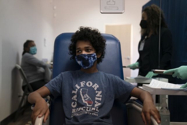 La OMS pidió que EEUU done las dosis en vez de vacunar a los adolescentes