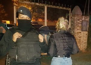 Investigan la muerte de una mujer policía de 23 años: detuvieron a su pareja, también integrante de la fuerza