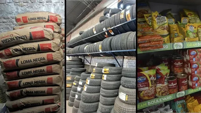 Algunos locales cerraron este lunes producto de no tener precios de venta.