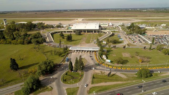 Córdoba pidió a la Nación que el aeropuerto de la capital provincial se reactive para vuelos internacionales