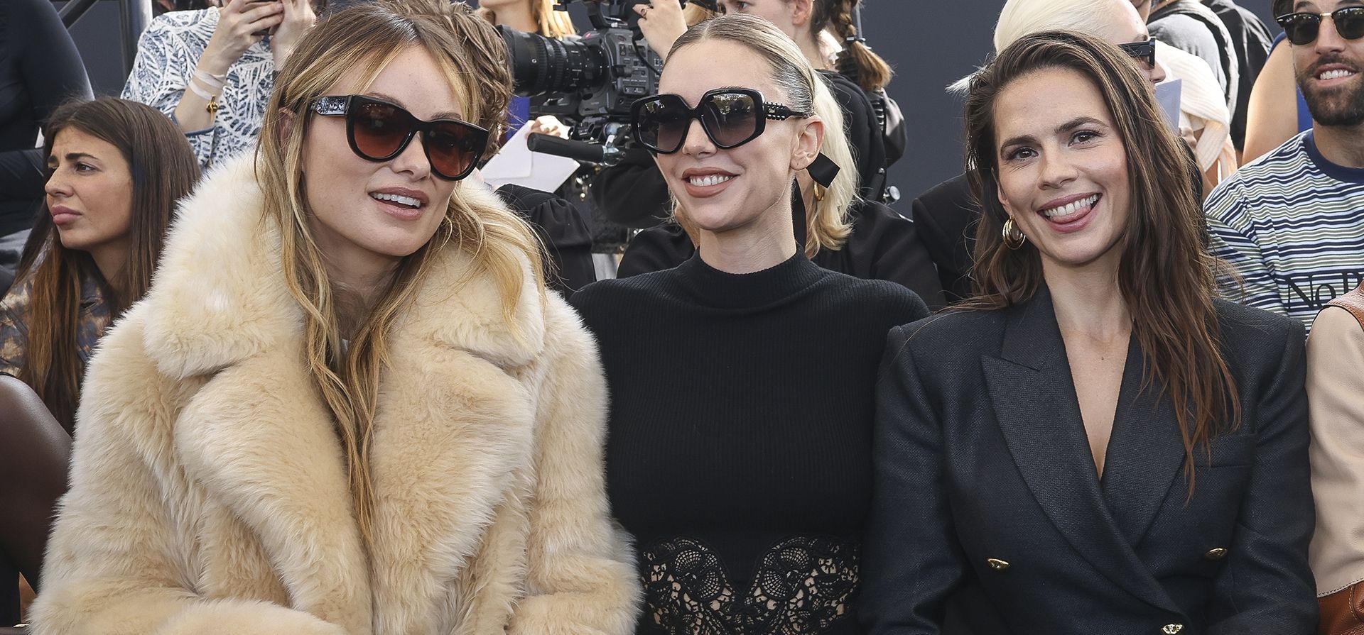 Olivia Wilde, de izquierda a derecha, Vanessa Kirby y Hayley Atwell asisten a la colección de moda femenina Chloe Primavera/Verano 2024 presentada el jueves 28 de septiembre de 2023 en París. (Foto AP/Vianney Le Caer) Olivia Wilde, de izquierda a derecha, Vanessa Kirby y Hayley Atwell asisten a la colección de moda femenina Chloe Primavera/Verano 2024 presentada el jueves 28 de septiembre de 2023 en París. (Foto AP/Vianney Le Caer)