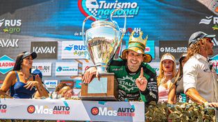 El 1. Jonatan Castellano se graduó en Rosario de campeón del Turismo Nacional. Pinchito hizo un carrerón.&nbsp;