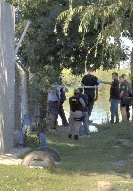 Sauce Viejo: hallaron asesinados con disparos de escopeta a dos cuatreros en una embarcación a la deriva