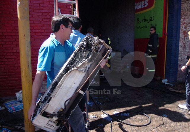 Se incendió una pañalera en Estanislao Zeballos al 4.300, en el norte de la ciudad