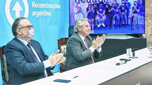 Cannabis: con elogios a Gaillard, Fernández promulgó la ley