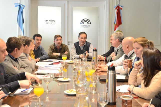 Concejales se quejan de que Litoral Gas solo hará 600 conexiones en cuatro años