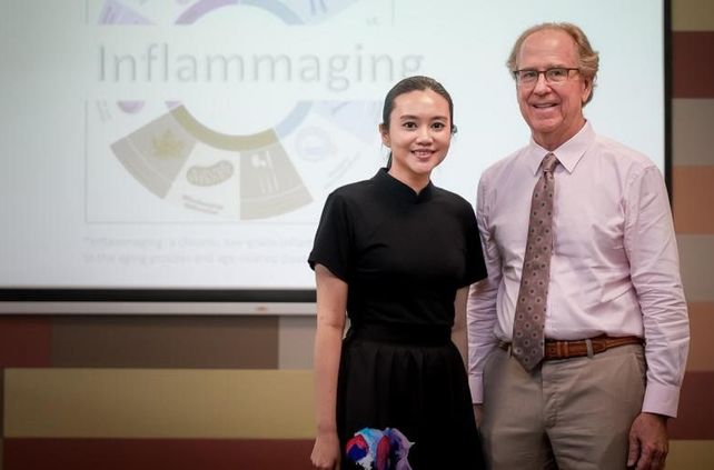 Anissa Anindya Widjaja y Thomas Coffman