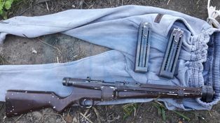 En un allanamiento encontraron una peligrosa arma de guerra capaz de disparar 150 tiros consecutivos