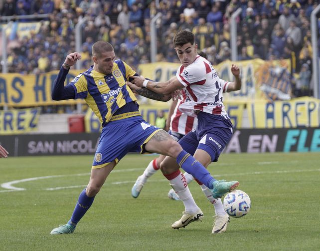 Módica fue suplente e ingresó en el complemento en la eliminación de Central ante Unión por Copa Argentina.