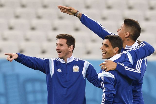 Augusto Fernández dijo que la selección necesita a Messi como esté