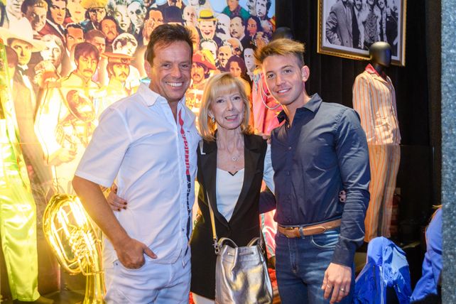 Gustavo Yanczewaki, Mirta de Fussi e Ignacio Antonioni.