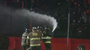 Colón versus Deportivo Madryn, suspendido por incidentes con los hinchas sabaleros.