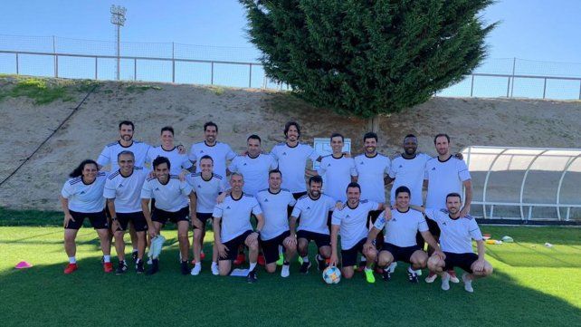 Ex jugadores: Duscher compartió el curso de técnico con El Niño Torres, Alvaro Arbeloa, Ariel Ibagaza, Samuel Eto’o, Rafael Márquez, Xisco Jiménez, Laurent Blanc y Henrique Catanha, entre otros. 