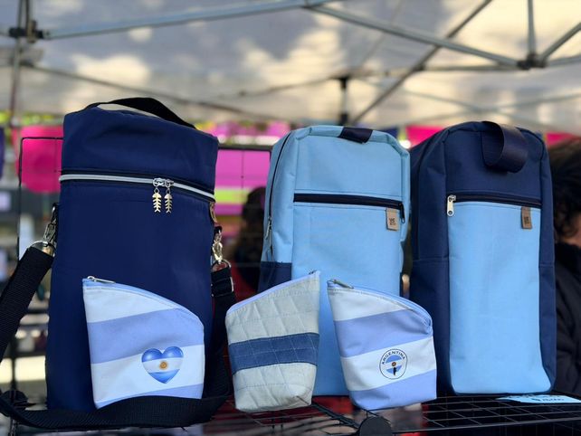 En la Feria Mundiaista habrá más de 40 emprendimientos que ofrecerán una amplia variedad de productos inspirados en los colores argentinos y en la pasión por el fútbol.