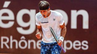 Etcheverry pasó a la final del ATP de Lyon y logró un paso histórico en su carrera
