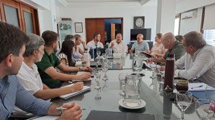 El intendente Poletti encabezó la primera reunión de gabinete con miras a declarar la emergencia hídrica