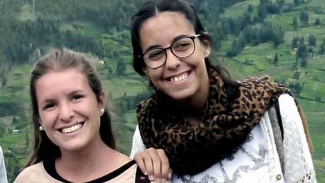 El cónsul argentino y la familia de las chicas asesinadas discrepan de la versión oficial.