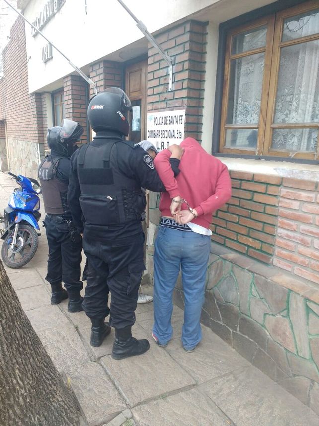 En María Selva: aprehendieron a dos bonaerenses que simulaban ser trabajadores de Cliba