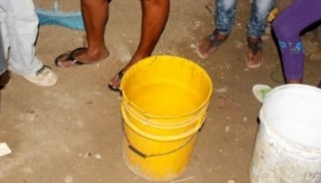 Nena se ahogó en un tacho con agua