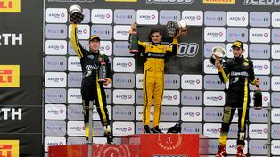 El podio del TC 2000 que cerró el espectáculo en el CVE.&nbsp;