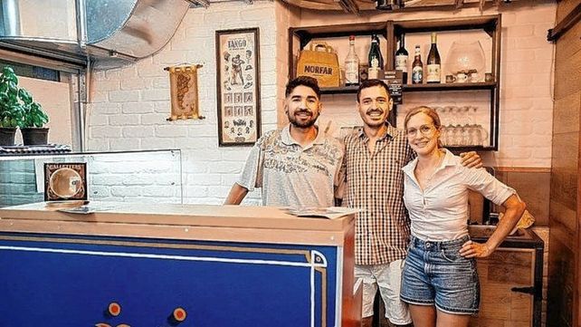 Un argentino instaló un local de empanadas en Croacia y ahora son furor
