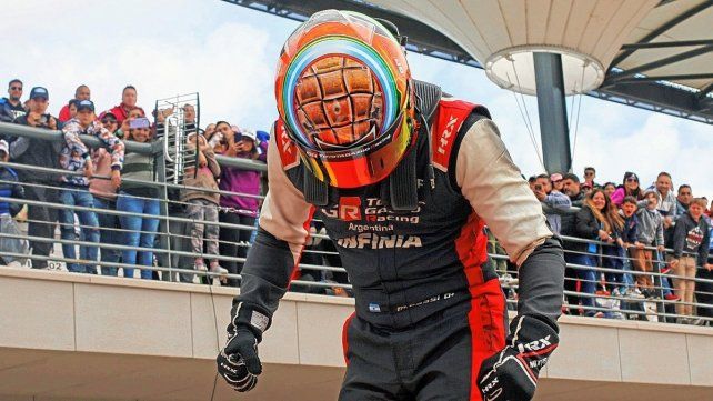 Matías Rossi hizo historia con su Toyota en San Juan por el Desafío de las Estrellas del Turismo Carretera.