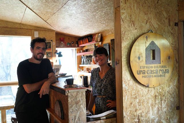 Franco Piccini y Yasmin Roganovic en Una Casa Roja: Se siembran palabras