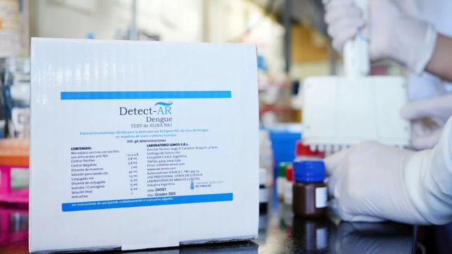El kit Detect-AR Dengue: se trata del primer test de antígeno nacional para el diagnóstico de casos.