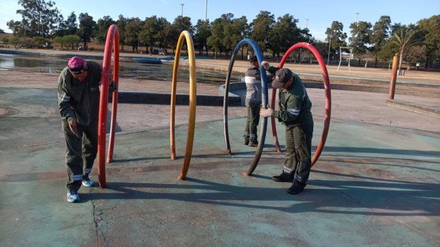 La Municipalidad realiza trabajos en los parque de Santa Fe