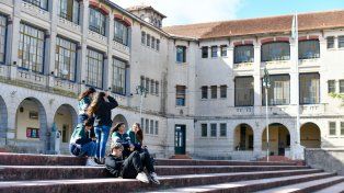 Carreras de Educación rechazaron el programa Vouchers Educativos
