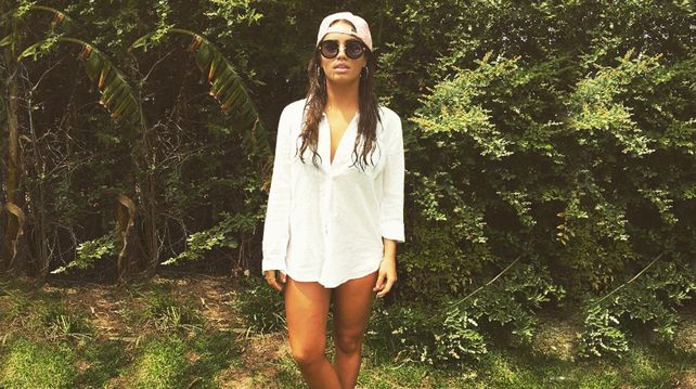 Lali Espósito subió dos videos hot desde la cama