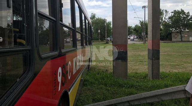 Un colectivero se descompensó al volante y casi termina en tragedia