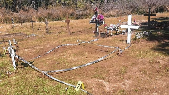 Vuelos de la muerte: se encontraron huesos y dientes