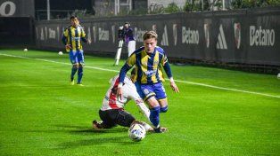 La reserva de Central cayó ante River y complicó su clasificación