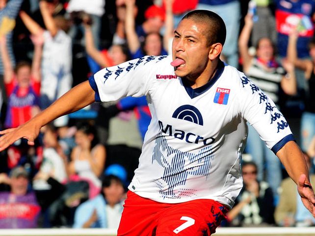 El Chino Luna fue el goleador del campeonato