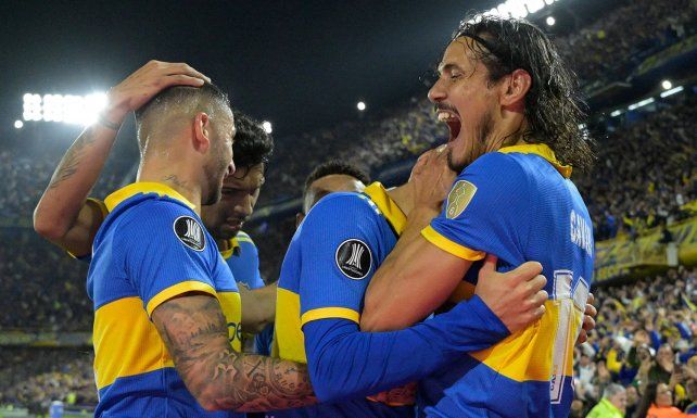 Cavani feliz por su sufrido debut con la camiseta de Boca