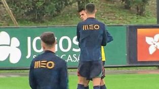 Cristiano Ronaldo sigue peleando con sus compañeros.