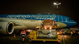 Partió de Moscú el avión de Aerolíneas Argentinas que transporta las vacunas rusas