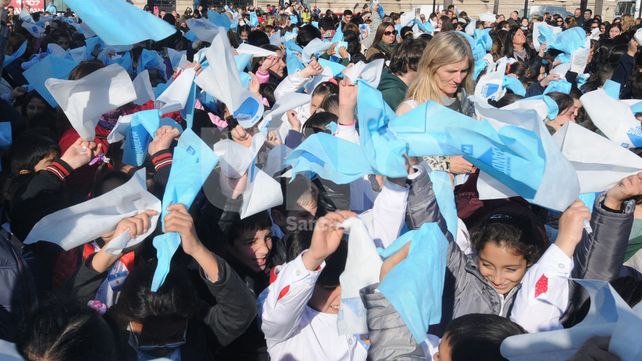 Festejos por el Día de la Bandera Nacional en Santa Fe