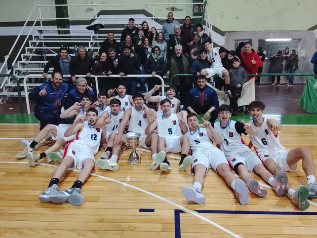 El básquet de Rosario quedó en lo más alto en el torneo Provincial.